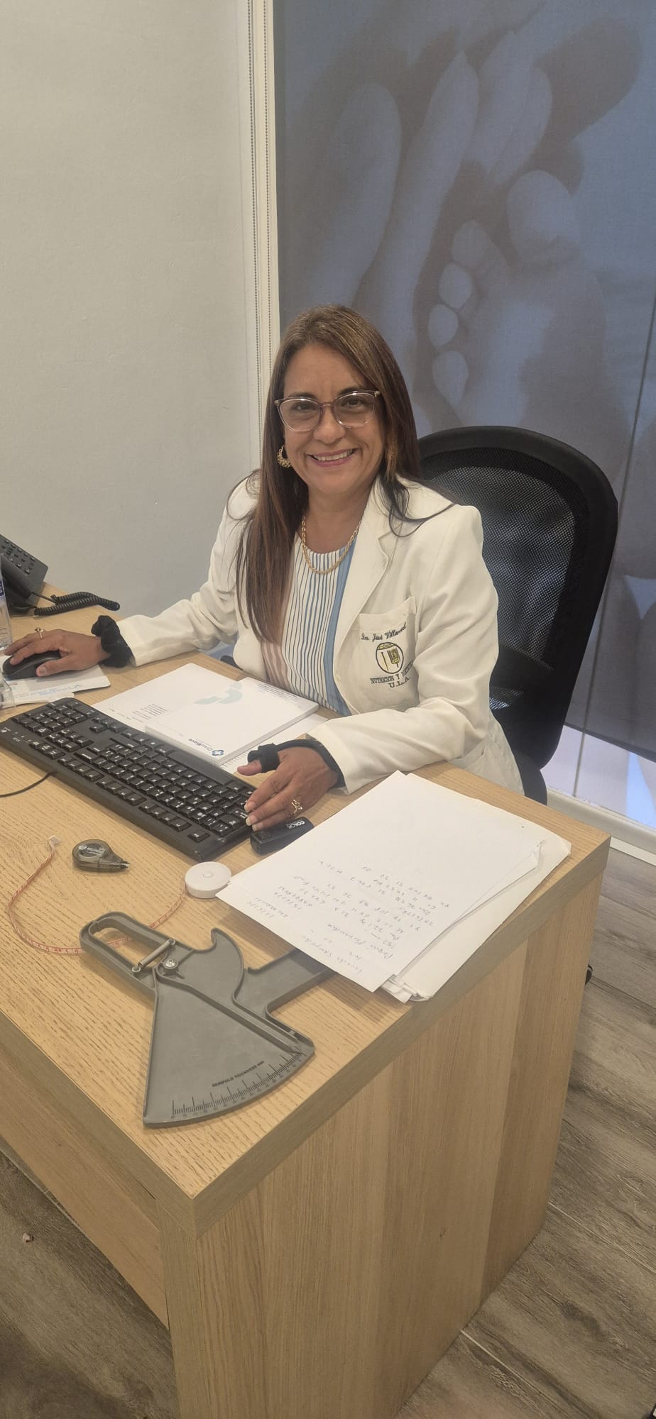 Dra. Jauri Villarroel Navas en su consulta